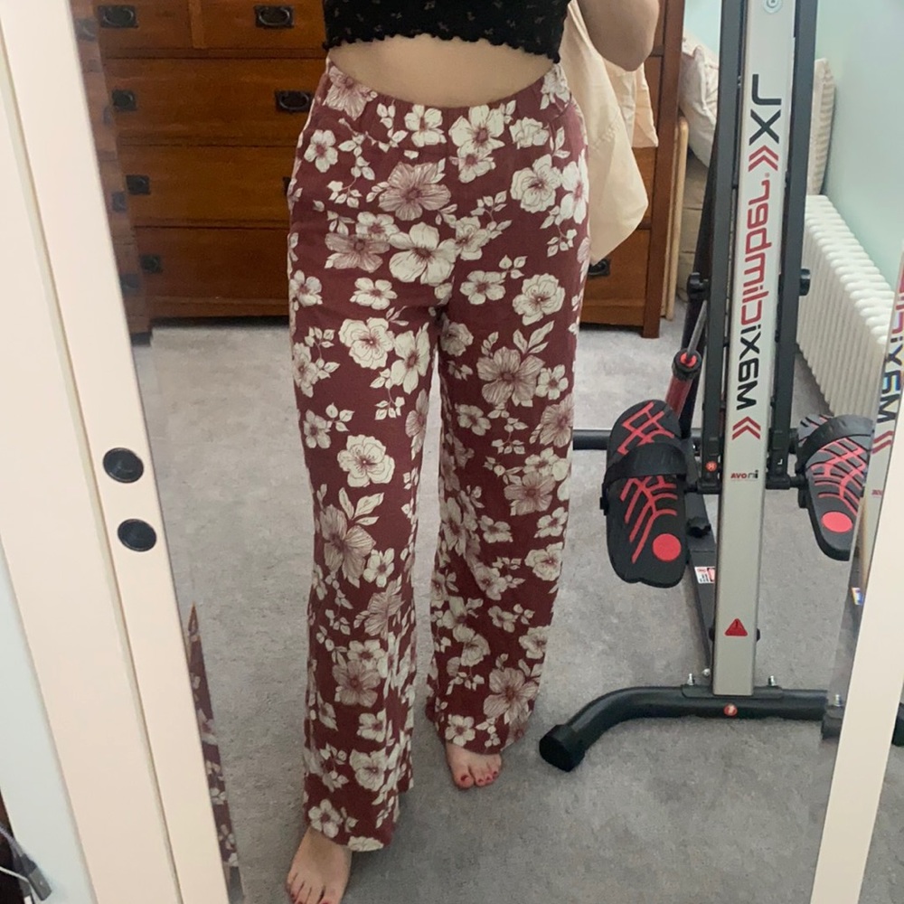 Abercrombie And Fitch Hawaiian Print Rust Pants - image 2